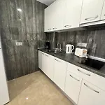 شقة Homely Loft Sunset *