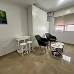 شقة Homely Loft Sunset