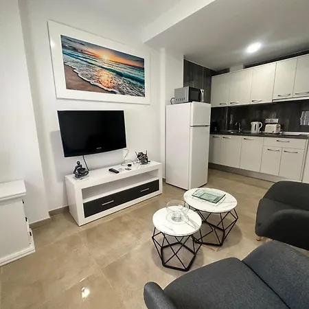 Homely Loft Sunset Apartment